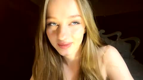 Anika online show from 04/18/26, 08:20