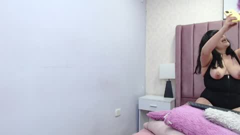 Anny online show from 04/01/26, 12:17