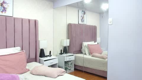 Anny online show from 04/17/26, 05:05