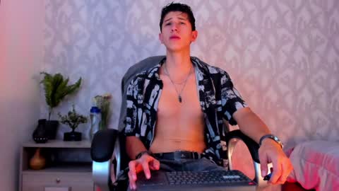 dorian_mystery online show from 01/20/25, 03:26