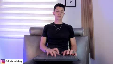 dorian_mystery online show from 03/19/26, 10:47