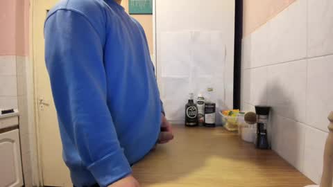 menu  below online show from 12/13/24, 07:43