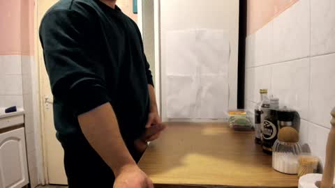 menu  below online show from 12/19/24, 07:29