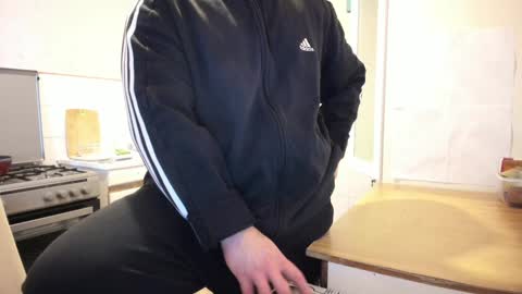 menu  below online show from 01/11/25, 11:23