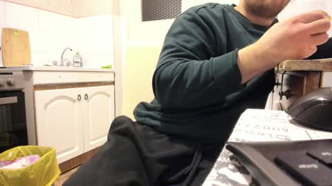 menu  below online show from 01/22/25, 09:32