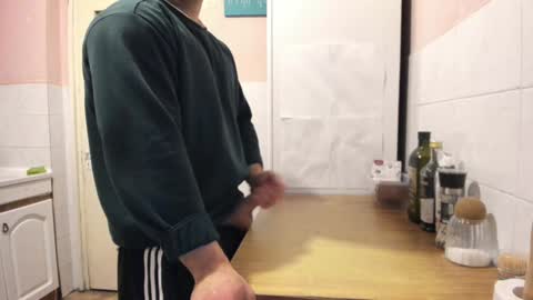 menu  below online show from 01/26/25, 07:41