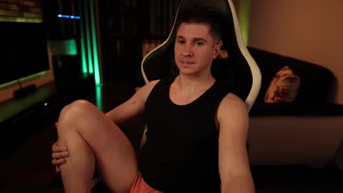 Dorian Reyes online show from 03/12/25, 12:31