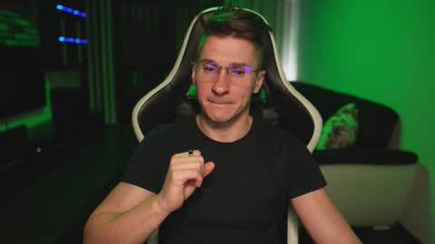 Dorian Reyes online show from 11/15/25, 12:52