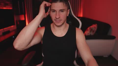 Dorian Reyes online show from 11/30/25, 09:52