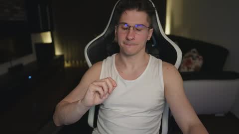 Dorian Reyes online show from 04/21/26, 12:45