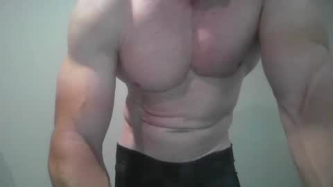 Snapshot of dorkm chatting on 10/08/25, 01:31 dorkm online show from 10/08/25, 01:31