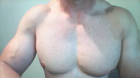 Snapshot of dorkm chatting on 10/30/25, 03:02 dorkm online show from 10/30/25, 03:02