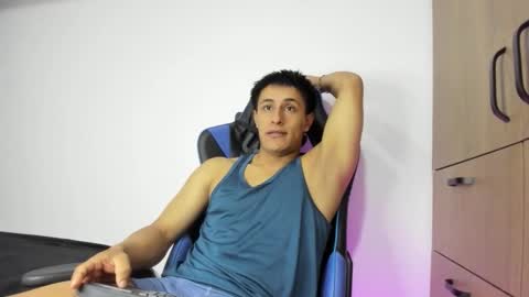 dorman_boy online show from 11/11/25, 02:11