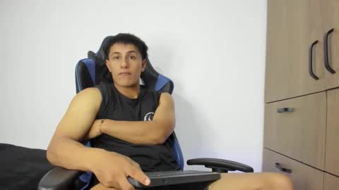 dorman_boy online show from 11/27/25, 04:03