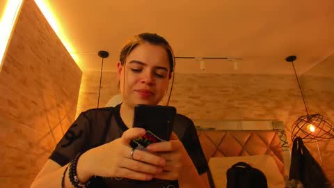 Snapshot of dorothy_vegga chatting on 02/28/25, 03:04  DOROTHY online show from 02/28/25, 03:04