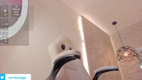 Snapshot of dorothy_vegga chatting on 09/10/25, 02:44  DOROTHY online show from 09/10/25, 02:44
