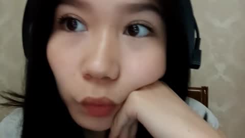 Snapshot of dorothygreene chatting on 10/08/25, 10:13 YuKi  online show from 10/08/25, 10:13