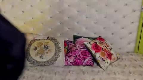 Snapshot of dorramay chatting on 09/24/25, 08:01 Dorra online show from 09/24/25, 08:01