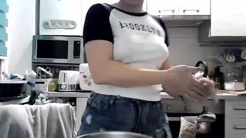 Dorrie Ann online show from 02/04/25, 06:38