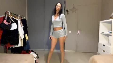 dorthygordy online show from 04/09/26, 05:18