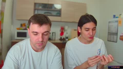 Snapshot of dosilasa chatting on 12/23/24, 06:58 Sasha online show from 12/23/24, 06:58