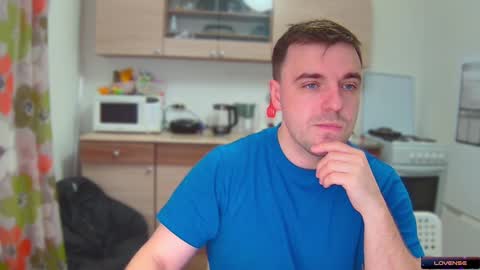 Snapshot of dosilasa chatting on 12/25/24, 06:20 Sasha online show from 12/25/24, 06:20