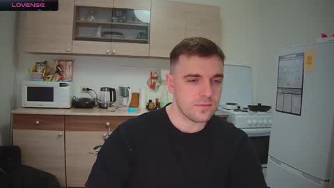 Snapshot of dosilasa chatting on 02/13/25, 05:58 Sasha online show from 02/13/25, 05:58