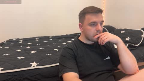 Snapshot of dosilasa chatting on 02/25/25, 08:51 Sasha online show from 02/25/25, 08:51