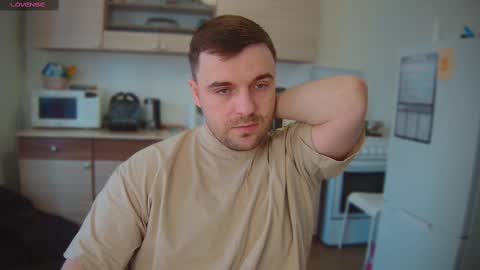 Snapshot of dosilasa chatting on 02/26/25, 09:21 Sasha online show from 02/26/25, 09:21