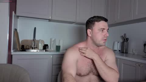 Snapshot of dosilasa chatting on 09/16/25, 10:16 Sasha online show from 09/16/25, 10:16