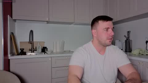 Snapshot of dosilasa chatting on 10/01/25, 05:35 Sasha online show from 10/01/25, 05:35