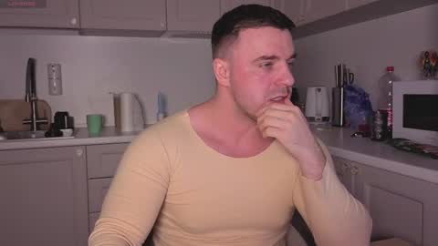 Snapshot of dosilasa chatting on 01/06/26, 06:22 Sasha online show from 01/06/26, 06:22