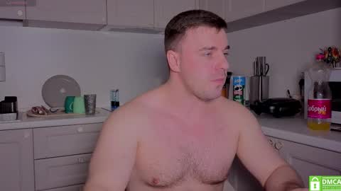 Snapshot of dosilasa chatting on 01/18/26, 08:07 Sasha online show from 01/18/26, 08:07