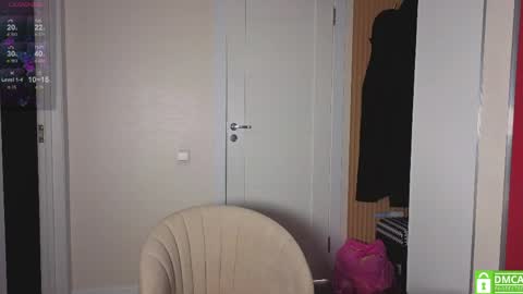 Snapshot of dosilasa chatting on 04/09/26, 07:19 Sasha online show from 04/09/26, 07:19