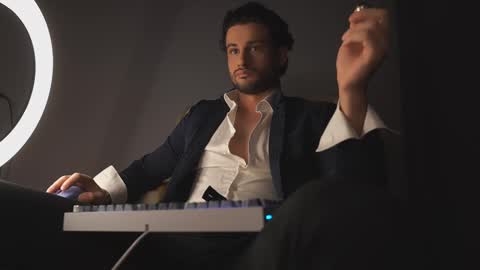 Keen online show from 03/05/25, 09:37