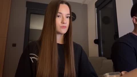 Snapshot of double_sun chatting on 09/19/25, 11:16 Alice and Mark online show from 09/19/25, 11:16