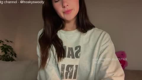 Snapshot of doublecuties chatting on 06/03/26, 03:28 Lana Eva dont forget to give us a thumb up online show from 06/03/26, 03:28