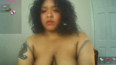Snapshot of doubleddelirium chatting on 05/07/26, 02:11 DeeDee online show from 05/07/26, 02:11