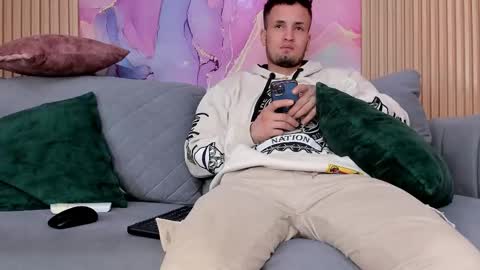 doublepleasure69_ online show from 10/10/25, 01:37