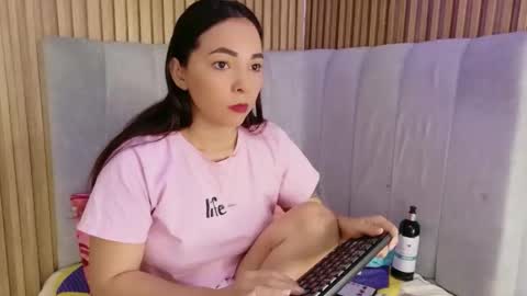 Snapshot of doublepleasure69_ chatting on 05/15/26, 02:35 doublepleasure69_ online show from 05/15/26, 02:35