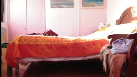 Snapshot of doucement chatting on 02/13/25, 08:48 Lucia online show from 02/13/25, 08:48