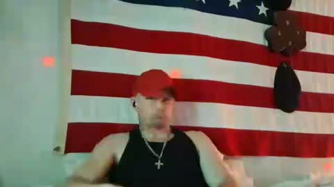 Snapshot of dougiebisme chatting on 07/23/26, 01:20 dougiebisme online show from 07/23/26, 01:20