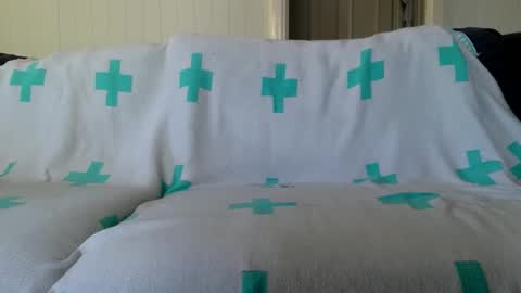 dougiemac2020 online show from 10/14/25, 03:18