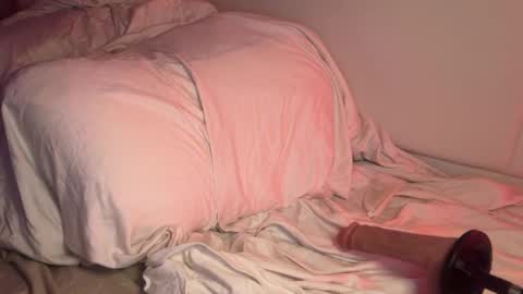 Snapshot of downsouthsillygirl chatting on 05/12/26, 01:36 Coral online show from 05/12/26, 01:36