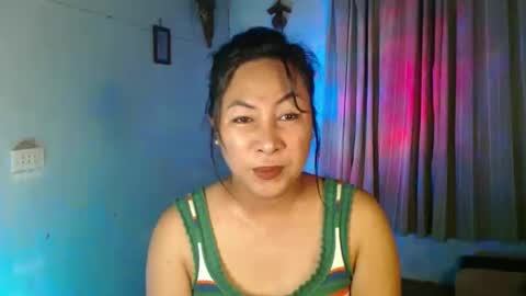 doyouwantme143 online show from 10/19/25, 10:16