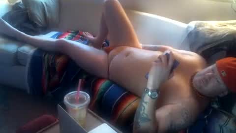 Snapshot of dr_frankensquirter chatting on 01/02/25, 07:51 ich wei es nicht online show from 01/02/25, 07:51