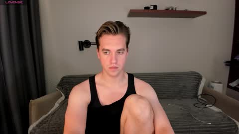 Mervin  online show from 10/27/25, 10:03