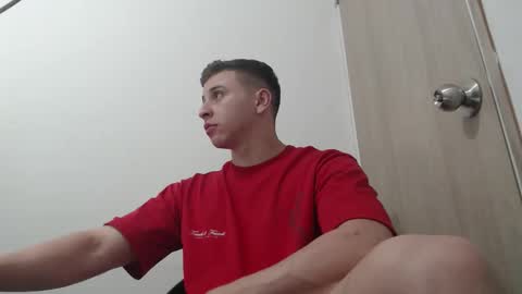 draco_boy2000 online show from 11/20/25, 10:42