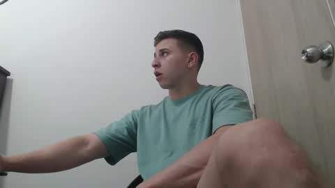 draco_boy2000 online show from 11/27/25, 09:06