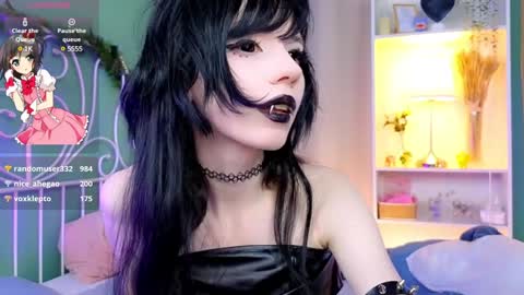 Snapshot of draculaura_ chatting on 12/12/24, 03:10 Draculaura online show from 12/12/24, 03:10